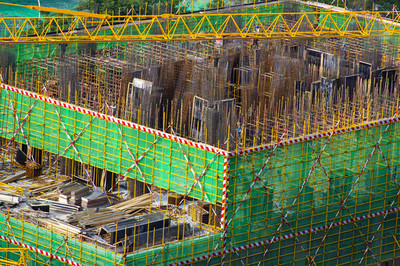 機(jī)械轟鳴中，建設(shè)底色不忘守底線(xiàn)——工地挖掘機(jī)施工程見(jiàn)聞與項(xiàng)目管理要求